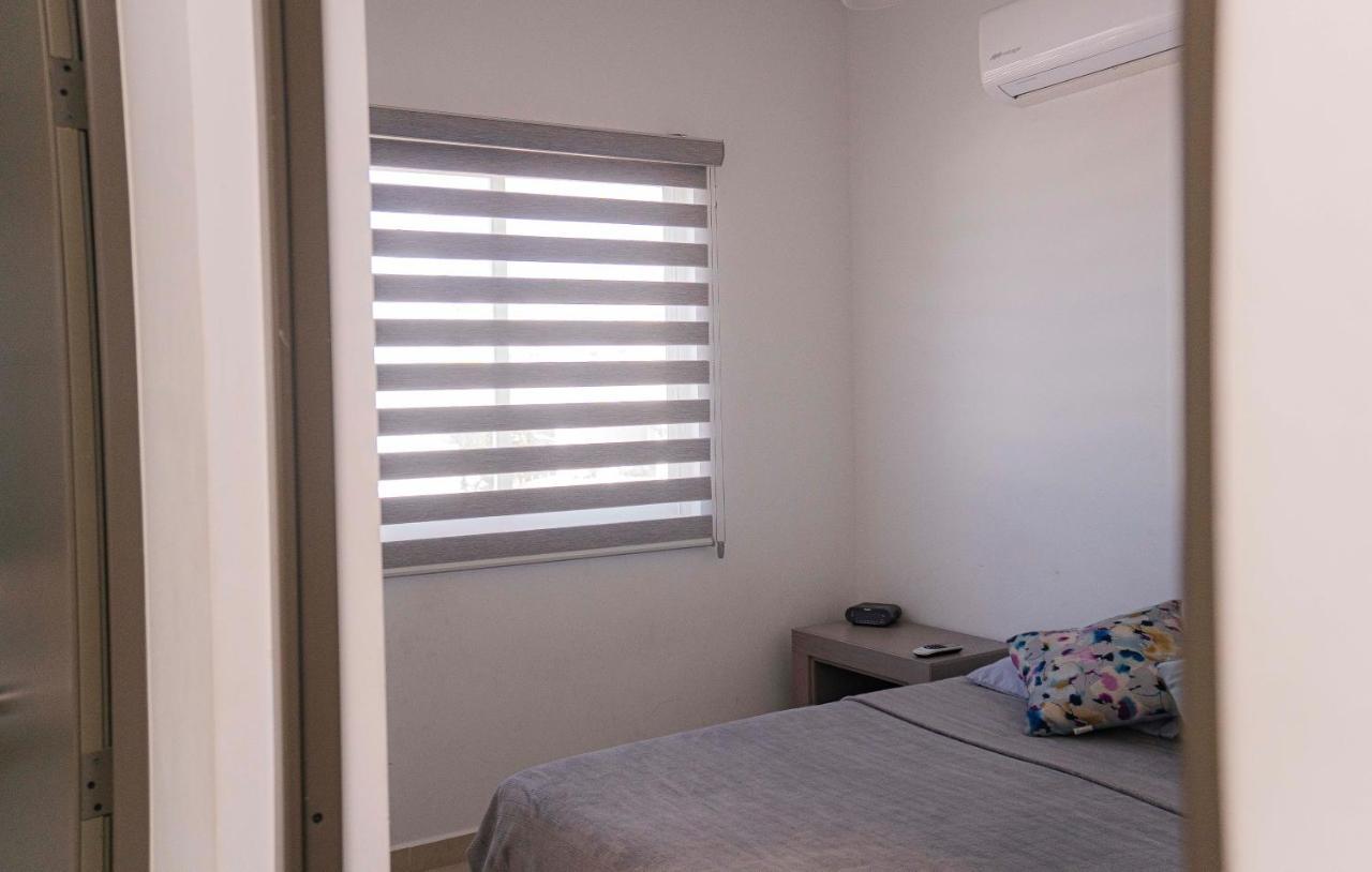 הוילה מזטלן Casa En Privada Frente A La Playa Con Alberca! מראה חיצוני תמונה